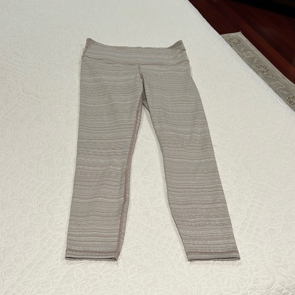 Athletic leggings - Picture 1 of 3